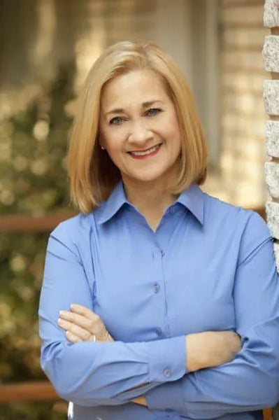 Dra. Kathleen Hall
