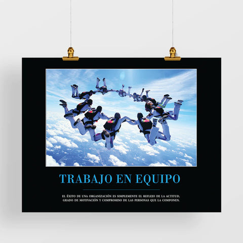 Trabajo en equipo (Afiche Clásico)